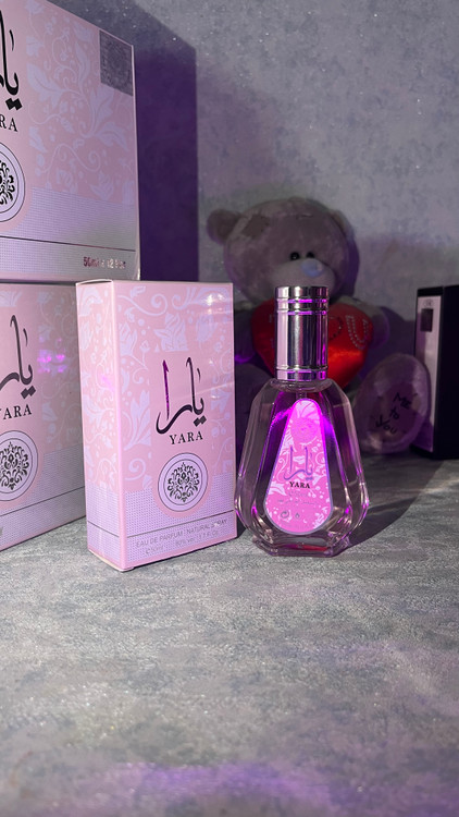 عطر یارا ۵۰میل رایحه مارشمالو توت فرنگی🍓