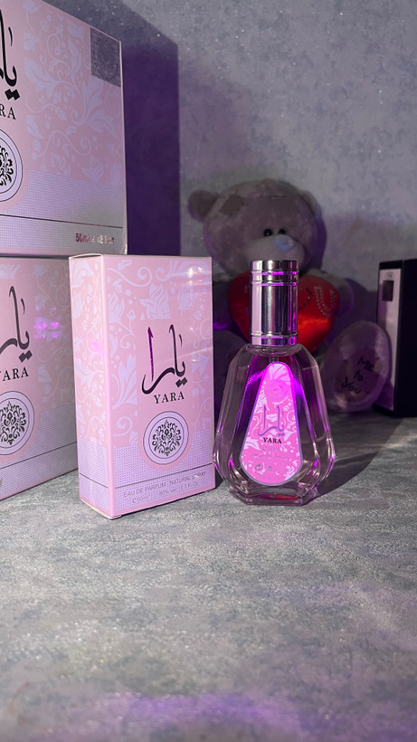 عطر یارا ۵۰میل رایحه مارشمالو توت فرنگی🍓
